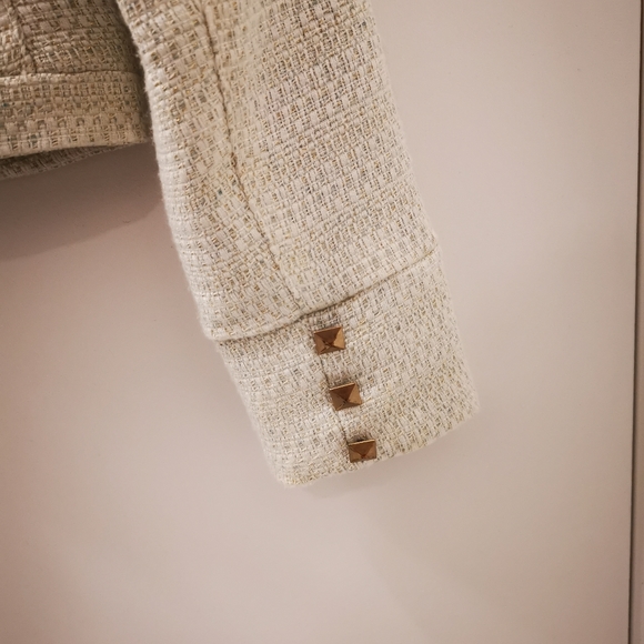 Dynamite White Cropped Blazer - Picture 6 of 6